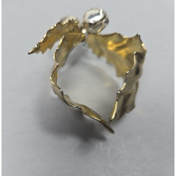 Vintage Department 56 Holly Leaf Napkin Rings Set of 4 Gold Tone Silver Bells - Picture 4 of 6